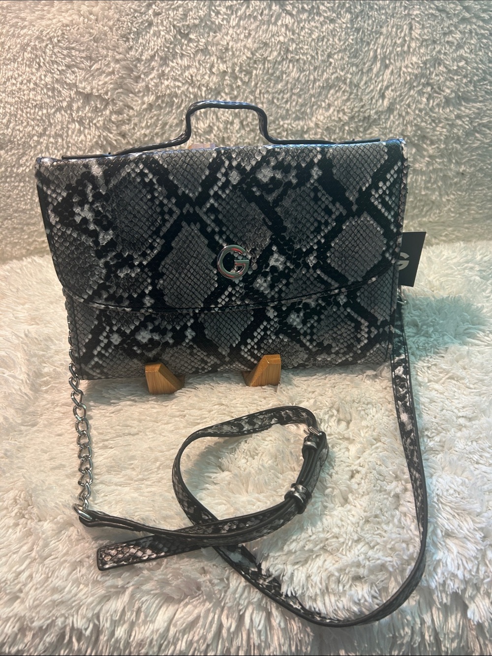 GBG Los Angeles Black & Gray Snake-Print Crossbody Bag with Chain Strap